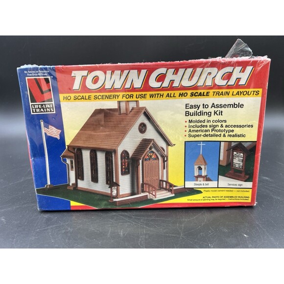 Life Like Trains Town Church HO Scale Building Kit - Picture 1 of 6